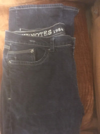 Bluenotes 31"/32" Length Denim Blue Jeans