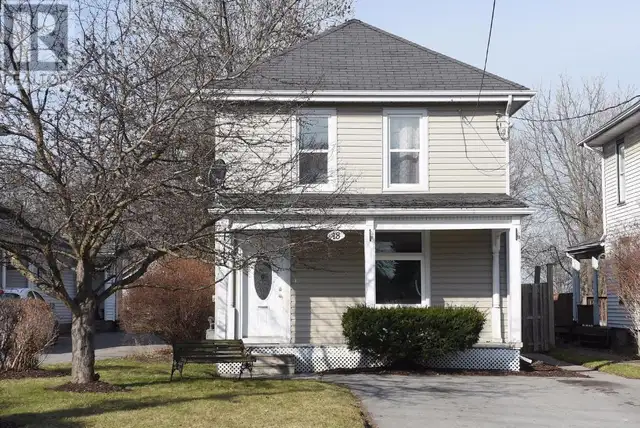 Entire House 3 bed + 1.5 bath