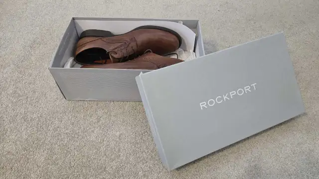 Rockport Leather Dress Shoes in Men's Shoes in Markham / York Region - Image 3