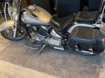 Excellent condition 9000 original kms Yamaha reliability No issues. Nice bike