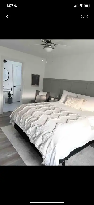 Located in a safe, family-friendly neighborhood, this unfurnished homef eatures: • 3 bedrooms, 2 bat...