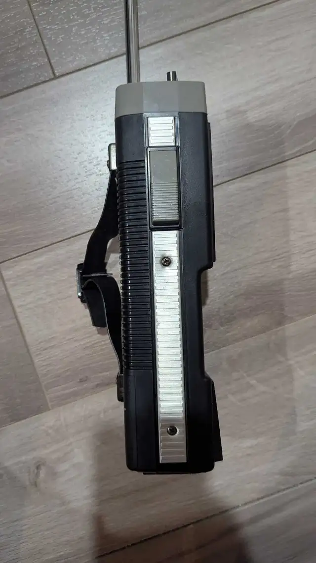 Realistic TRC-200 Transceiver in General Electronics in City of Montréal - Image 8