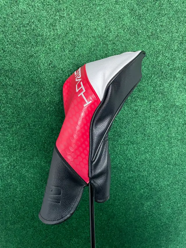 Taylormade Stealth 2 Driver  in Golf in Ottawa - Image 6