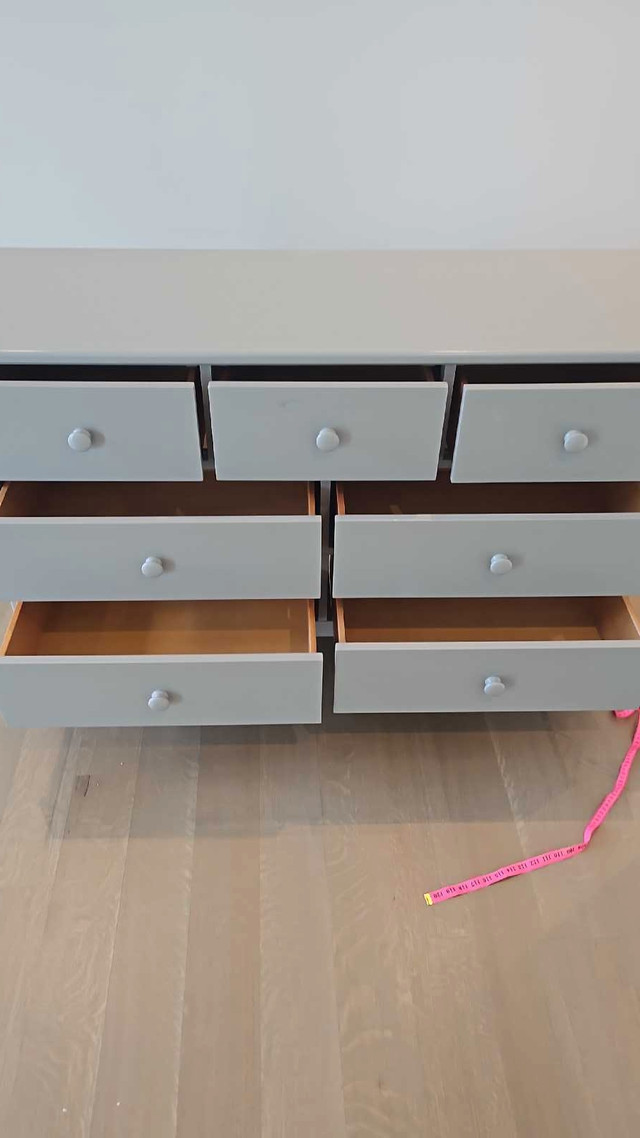 Pottery Barn Dresser in Dressers & Wardrobes in City of Toronto - Image 2