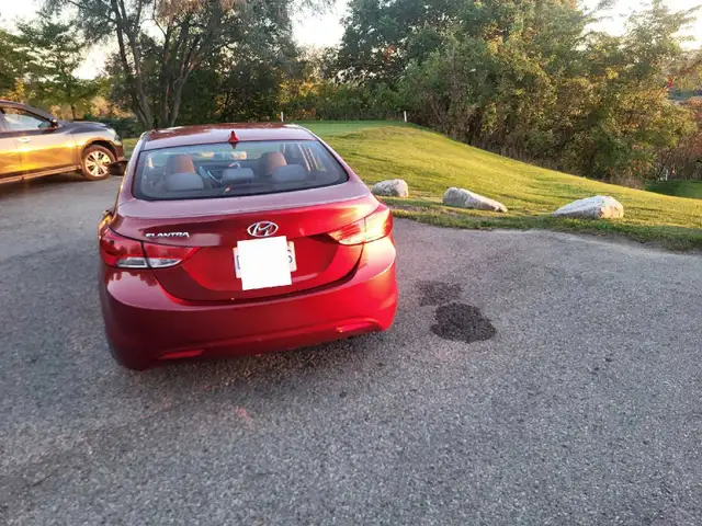 2012 Hyundai elantra 