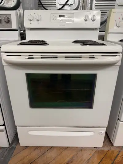  Frigidaire white coil top stove, View more