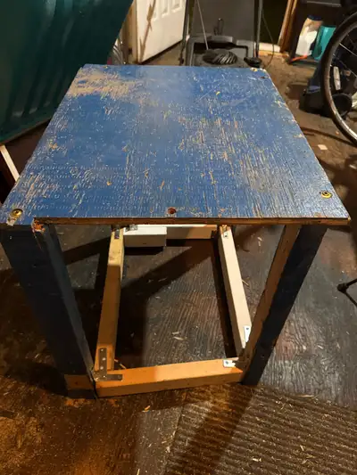 table en bois , View more