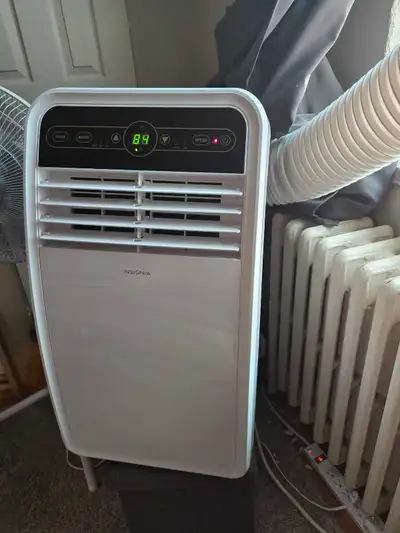 PRICE IS FIRM Pickup is Eglinton and Allen Toronto - 8,000 BTU cooling for powerful temperature cont...
