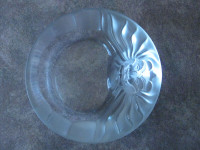 Lalique Ashtray - Lion frosted crystal - Excellent condition