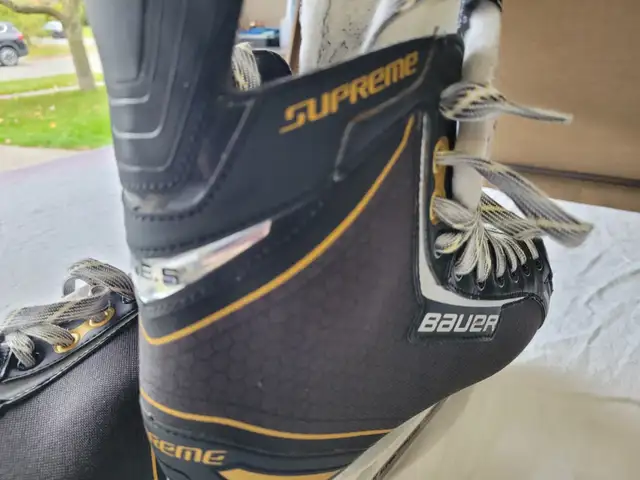 Men's Bauer Skates in Skates & Blades in Guelph - Image 3