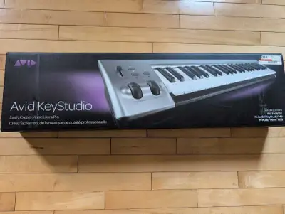 Avid KeyStudio 49, View more
