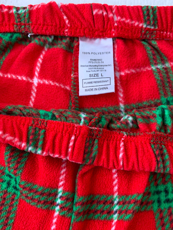 Christmas Pyjama for kids size L 10-12 year old warm and cozy in Kids & Youth in Hamilton - Image 2