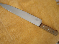 Grohmann Pictou, Nova Scotia serrated knife
