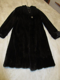 4500$ FOR 1200$! BLACK MINK FUR COAT small to medium TOP QUALITY