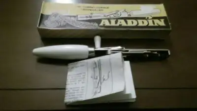 Aladdin Carpet needle -new like cond.-w/inst.-Denmark, View more