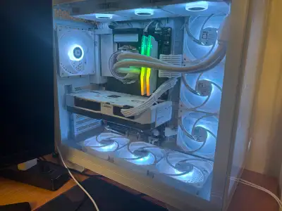 High-End White Gaming PC – RTX 4070 | Ryzen 7 5800X | 32GB RAM, View more