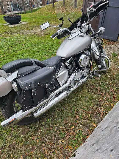 For sale is my Yamaha vstar 650 custom cruiser bike with vehicle report. 12000 km. bike runs mint. A...