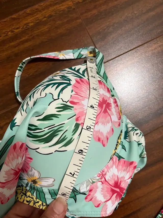 Shein women’s 1X bikini – floral mint, molded cups in Women's - Other in Oshawa / Durham Region - Image 10