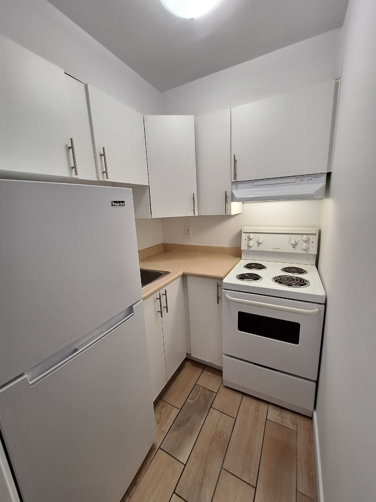 1650 Av. Lincoln — photo 3