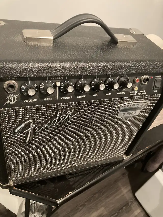 Fender bullet Guitar amp used a couple of time s in Amps & Pedals in Sudbury - Image 3