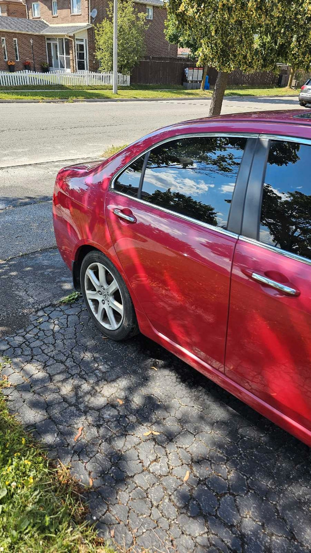2004 Acura Tsx RARE 6spd manual low runtime looking for 17k now. in Cars & Trucks in Mississauga / Peel Region - Image 2