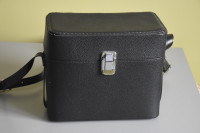 Vintage Camera Carrying Case (Hard Exterior), Royal SR-45