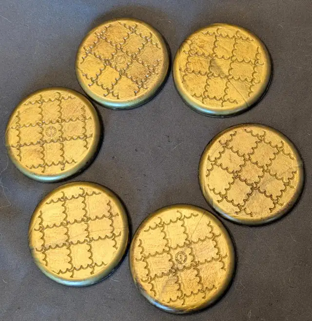 Set of 6 Stylish 1940s Italian Florentine Gilt Wooden Coasters! in Arts & Collectibles in London - Image 3