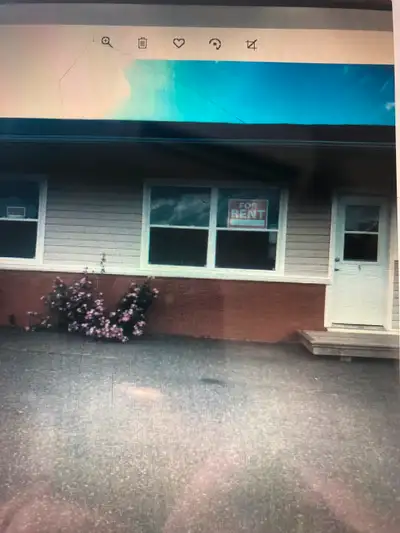 Cozy 2 bedroom apartment for rent August 1st , ground floor. Water included. Laundry facilities in b...