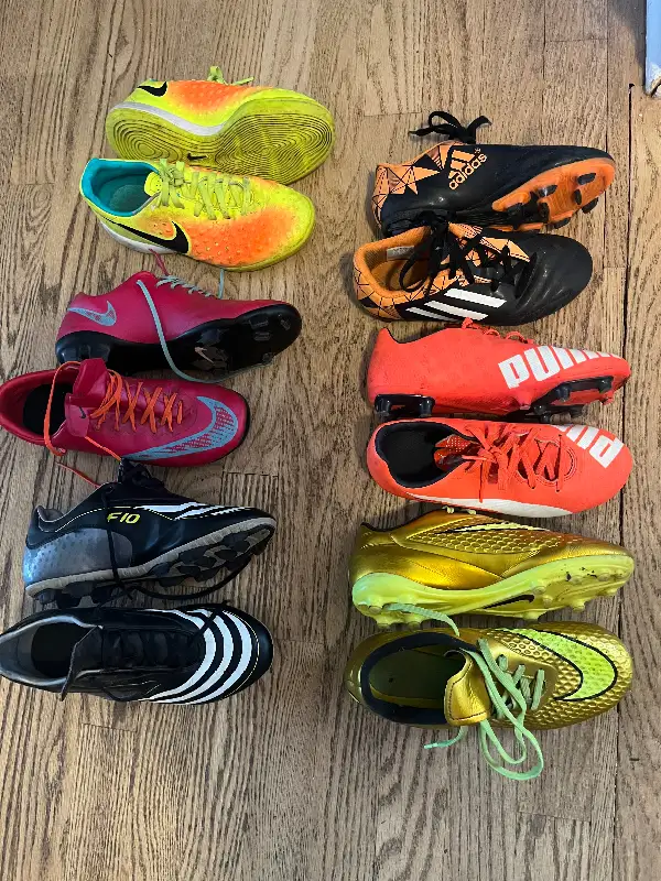 Kids , youth soccer shoes in Soccer in Ottawa - Image 2