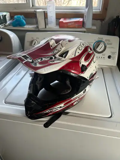 HJC CLX5N Fang Motocross Helmet. Very good condition Size XXL
