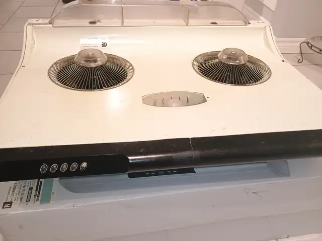 Hood for the Cooking Range - 30 Inches Wide in Stoves, Ovens & Ranges in Markham / York Region - Image 6