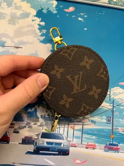 round coin pouch keychain LV rep , View more