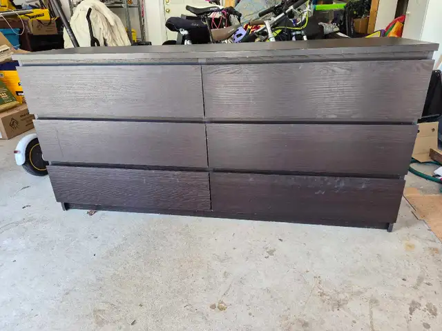 Dresser for sale in Dressers & Wardrobes in Oakville / Halton Region - Image 2