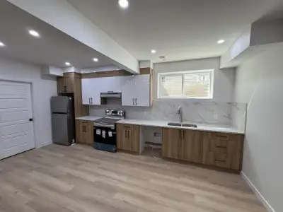 Bright, Spacious Basement Suite for Rent – Available June 20!