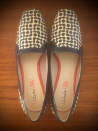 CLARKS/ORLA KIELY slip on loafers, Womens Size 7 - NEVER WORN