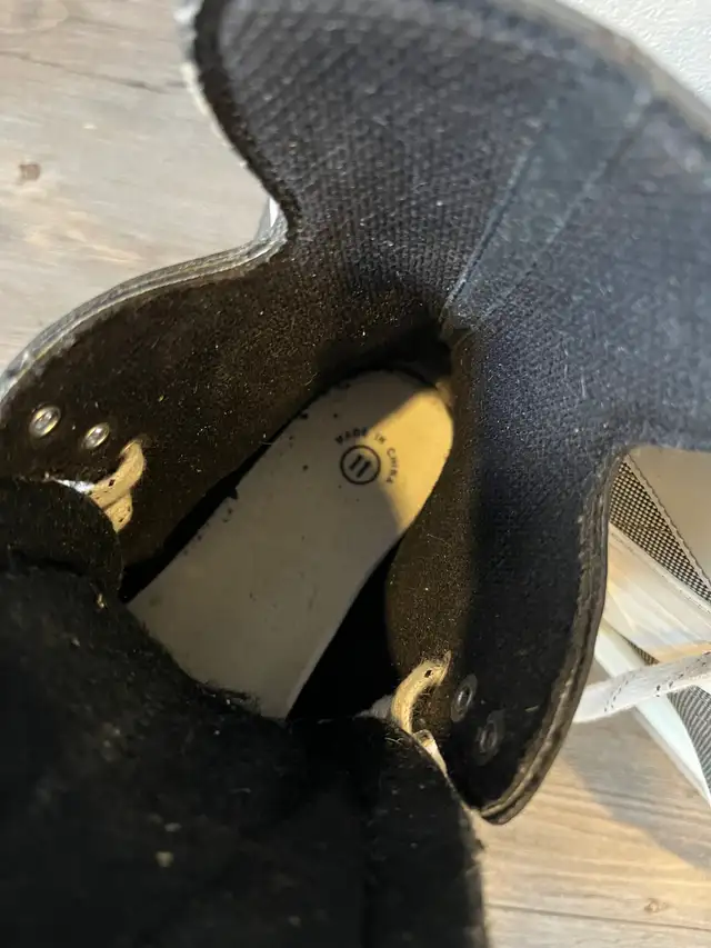 Men’s skates. CCM Classics Size 11 in Skates & Blades in Winnipeg - Image 4