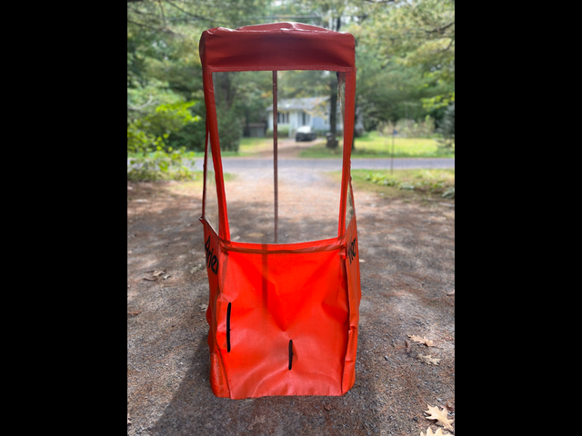 CABINE POUR SOUFFLEUSE ARIENS. in Snowblowers in West Island - Image 2