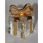 SWAROVSKI CRYSTAL MEMORIES  PRESENT w/Gold Bow in Arts & Collectibles in Thunder Bay