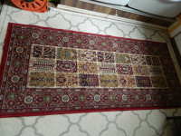 NICE RUG RUNNER IN VERY GOOD CONDITION