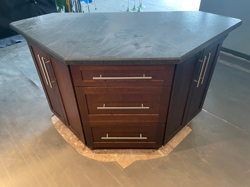 Kitchen island & Countertops Winnipeg Kijiji