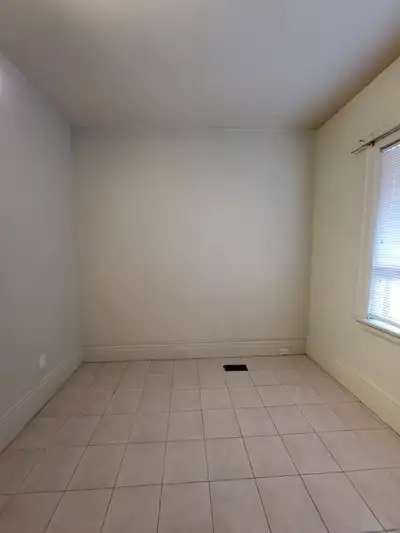 3 Person Apartment for Rent in Bathurst and Queen area