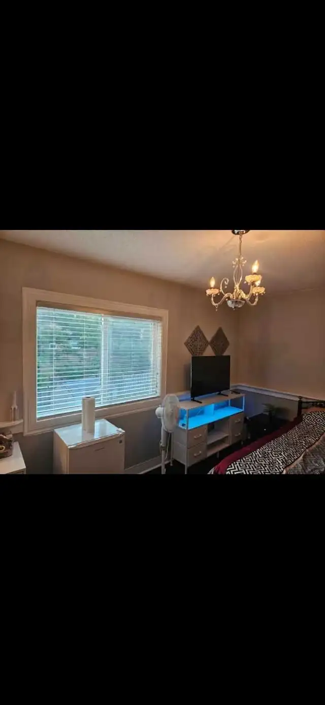 ROOM RENT in Room Rentals & Roommates in Mississauga / Peel Region - Image 3