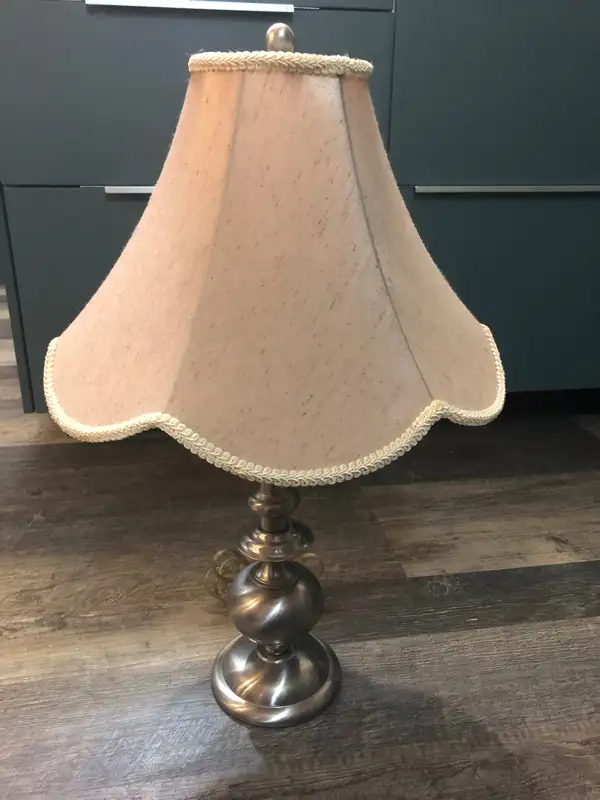 Bridge Floor lamp, luminaire floor lamp & table lamp in Indoor Lighting & Fans in Ottawa - Image 4
