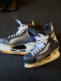 Easton octane size 8E hockey skates