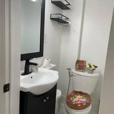 Fully Furnished 3-Bedroom Main Floor for Rent – Great Scarborough Location Beautiful and Spacious 3-...