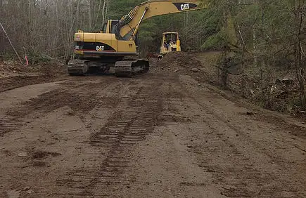 LAND DEVELOPMENT- EARTHWORKS in Interlock, Paving & Driveways in Calgary - Image 9