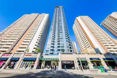 Summer Sublet – Prime Downtown Location (Bloor & Sherbourne) Looking for a clean, comfortable, and w...