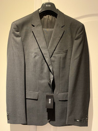 NEUF Costume complet gris foncé Hugo Boss 52 42R New Grey Suit