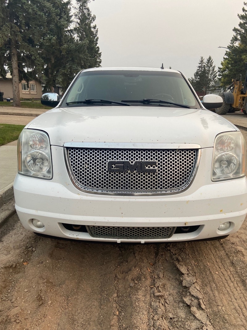 2007 Yukon Denali Cars & Trucks Regina Kijiji