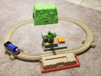 Thomas the train trackmaster train set